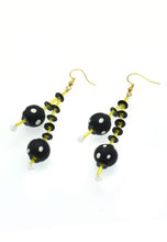 Load image into Gallery viewer, The Anther & Stigma Earring - Maculata