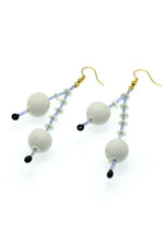 Load image into Gallery viewer, The Anther & Stigma Earring -hydrangea